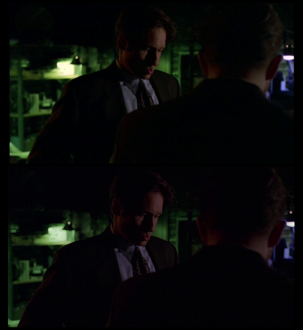 X-Files Blu-ray DVD Comparison 501 5X02 Redux Screencap X-Files Blu-ray DVD Comparison 501 5X02 Redux Screencap