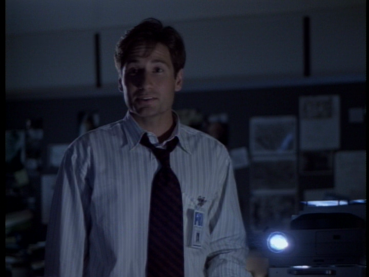 X-Files Blu-ray DVD Comparison Screencap