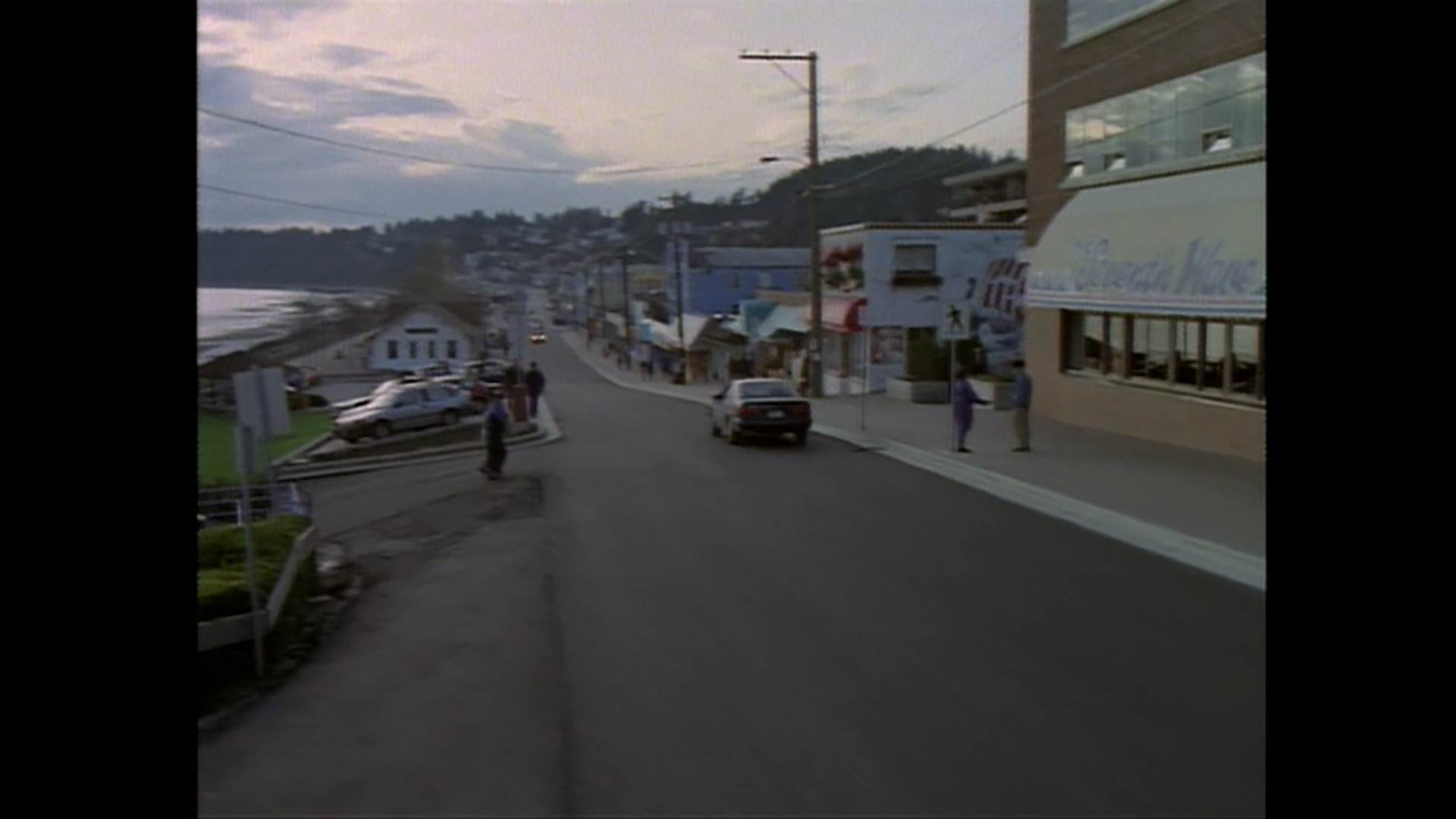 X-Files Blu-ray DVD Comparison Screencap