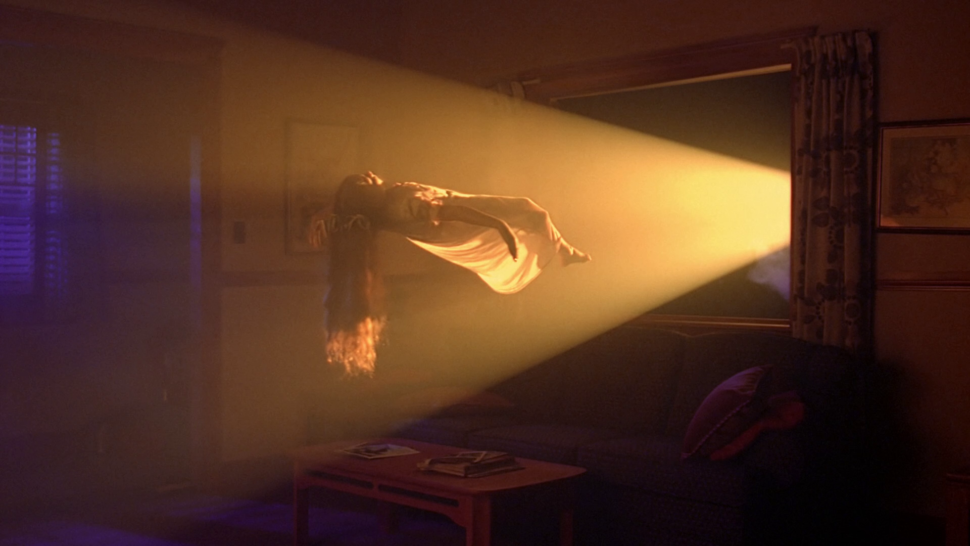 X-Files Blu-ray DVD Comparison Screencap